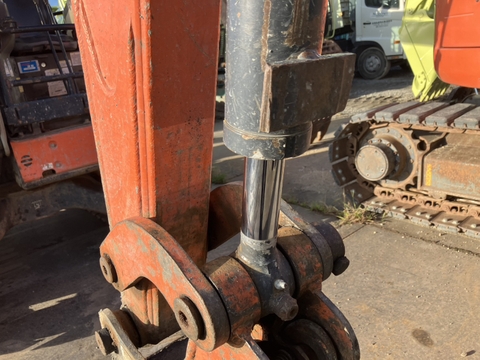 Hitachi ZX30UR-3 35383