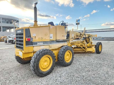 KOMATSU   GD305A-1- 6733
