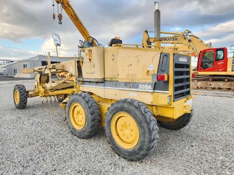 KOMATSU   GD305A-1- 6733