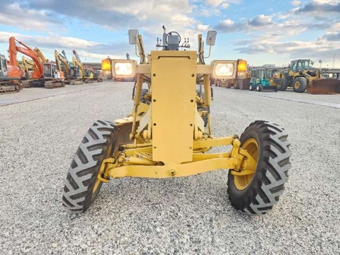 KOMATSU   GD305A-1- 6733