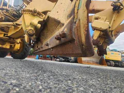 KOMATSU   GD405A-2- 2012