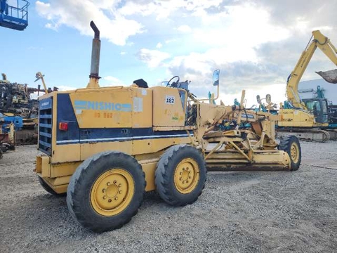 KOMATSU   GD405A-2- 2012