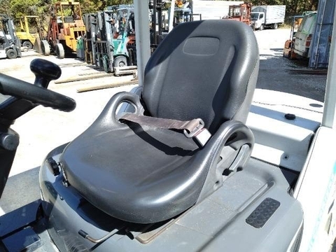 xe nâng Unicaries FD25T5-00121