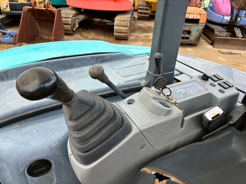 Kobelco SK50SR-5 PJ06-10794 (máy xúc)