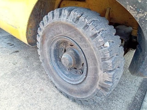 Komatsu FD25T-16-715005