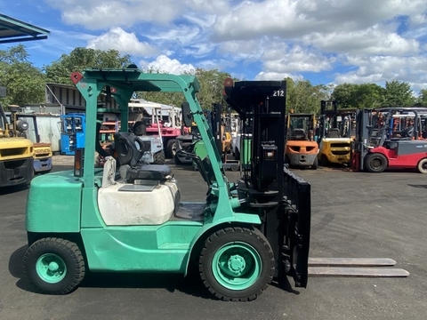 Misubishi FD30-33080