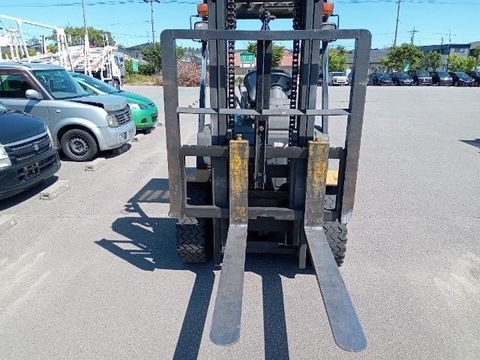 Komatsu FD30C-16 -726127 lốp đơn số sàn