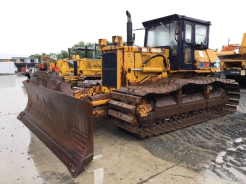 Máy ủi Komatsu D50P-18-83007