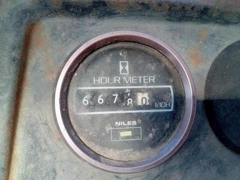 Xe nâng Komatsu FD25-10-227421 số sàn gật gù lốp đôi