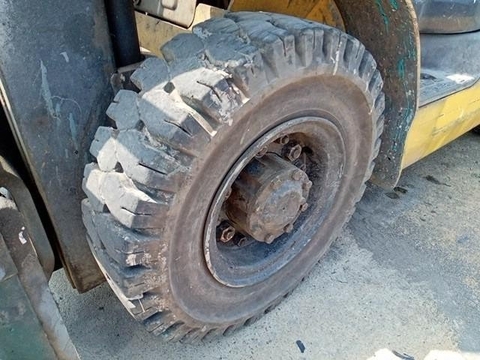 Komatsu FD25T-16-715005