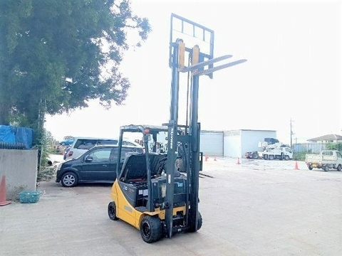 Xe điện Komatsu FB20A-12-831847