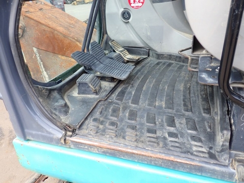Kobelco SK70SR-2 YT06-20222 (máy xúc)
