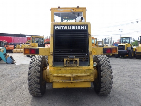Mitsubishi MG500-S 5G100209 (máy san)
