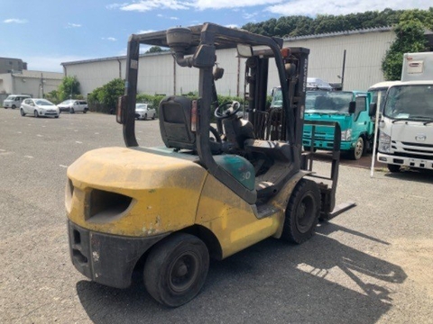 Komatsu 3 tấn chui công gật gù FD30T-16-750189