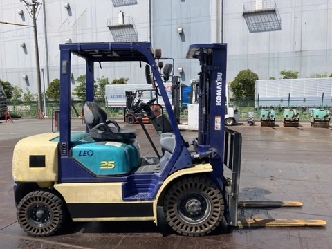 Komatsu FD25C-12-548014