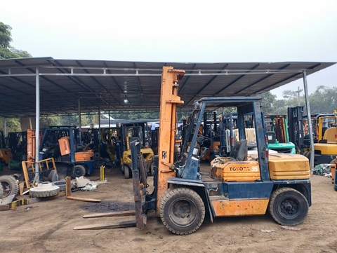 Toyota 5FD35-14482 số sàn gật gù lốp đôi