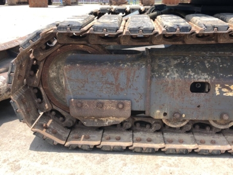 Máy xúc đào bánh xích guốc cao su Kobota RX505-70434