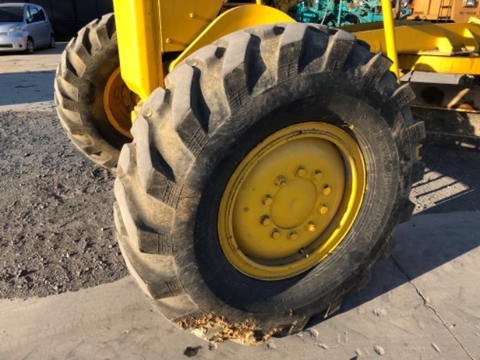 Máy san KOMATSU GD505A-3AE