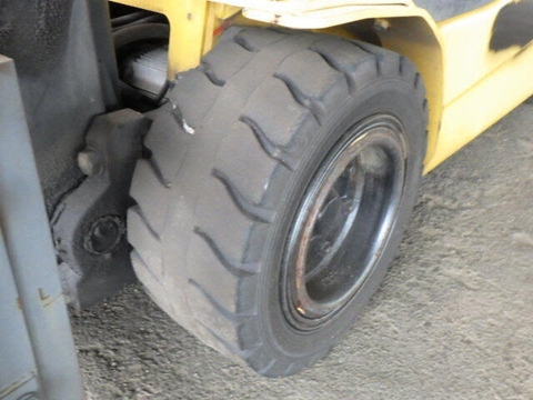 Komatsu FB20A-847032 tháp 4 m dịch giá
