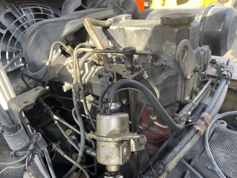 Misubishi FD25T-22138 gật gù - lốp đơn - số tự động