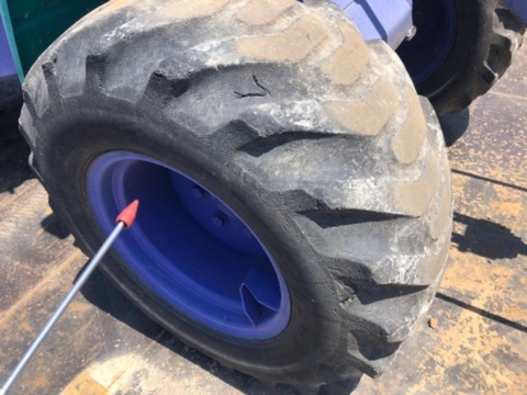 Xúc lật mini Komatsu WA40-3EO-20411