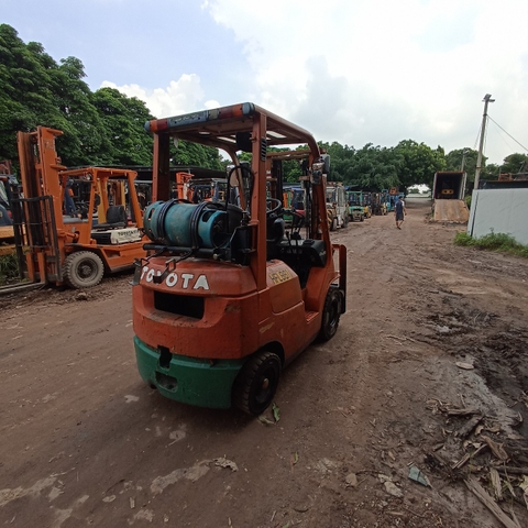 Toyota 7fg15 -12442 số sàn lốp đơn