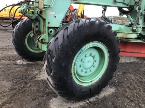 May san komatsu GD605A-5-4096