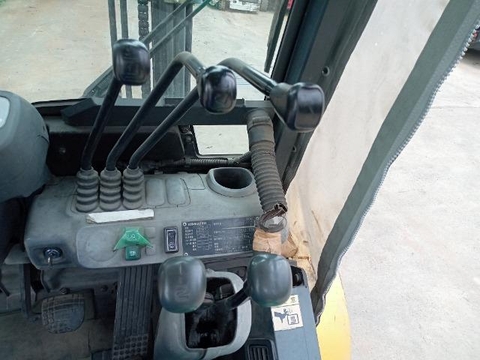 Komatsu FD25W-16-709071