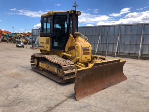 Máy ủi Komatsu D31PX-22
