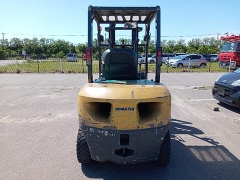 Komatsu FD30C-16 -726127 lốp đơn số sàn