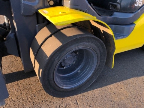 Komatsu FD35AT-17-324941