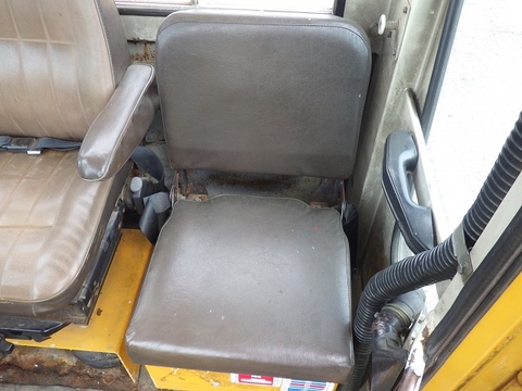 Mitsubishi MG500-S 5G100209 (máy san)