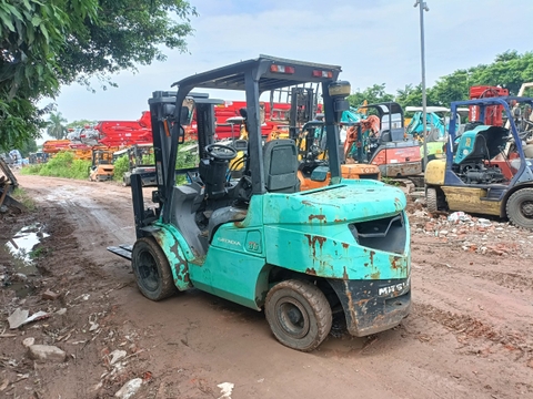 Xe nâng số sàn FD35AD-51122