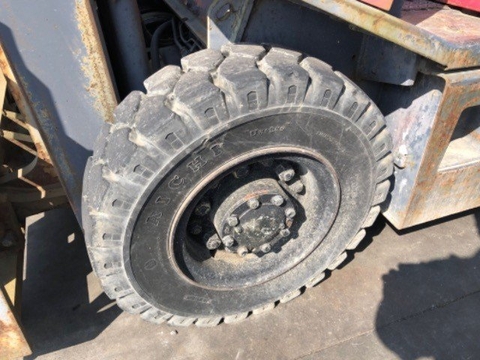 Xe nâng xăng Nisan PH02M25-009614