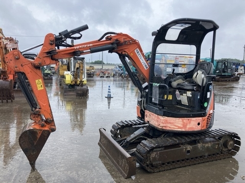 Hitachi ZX30UR-3 HCM1YE00J00036495