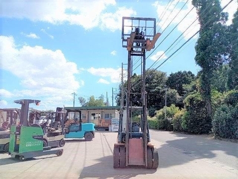 Toyota gật gù lốp đôi 7FD30-139xx