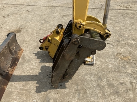 Komatsu PC30UU-5 19300 (máy xúc)