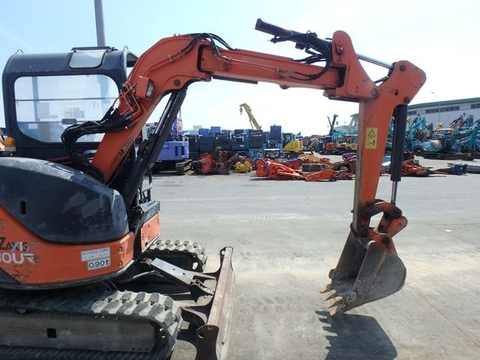 ZX30UR-3-35681