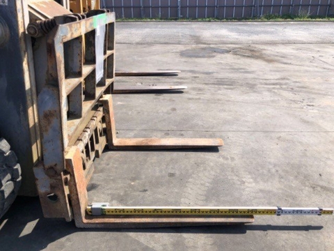 Xe nâng xăng Nisan PH02M25-009614