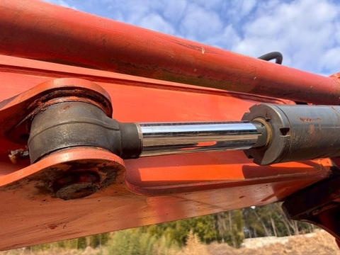 HITACHI ZX55UR-3 - 36100