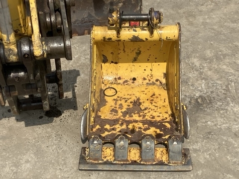 Komatsu PC30UU-5 19300 (máy xúc)