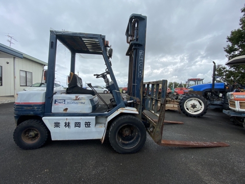 Komatsu FD25-11-438394