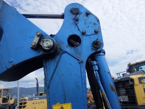 PC30UU-5	18085