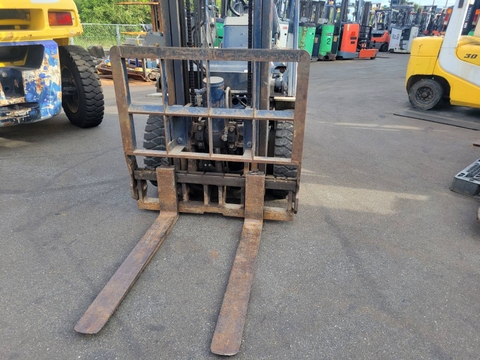 Xe nâng Komatsu FD20-11-342595 gật gù - số sàn