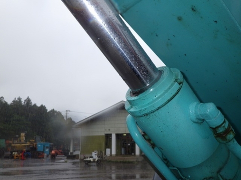 Kobelco SK70SR-1ES YT04-09893 (máy xúc)
