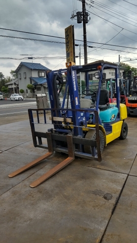 Komasu xe gas FG25HT-14-557018