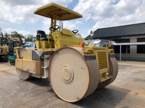 Lu ba bánh thép hiệu Sakai R2-3003