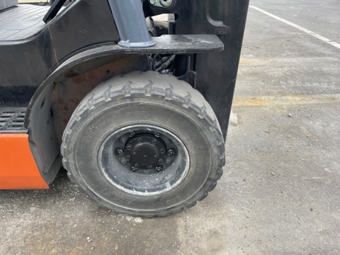 Toyota 02-8FDL15-30899