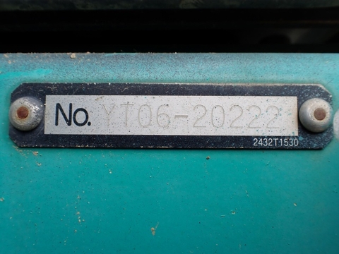 Kobelco SK70SR-2 YT06-20222 (máy xúc)