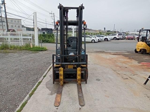 Komatsu FB20A-12-831945